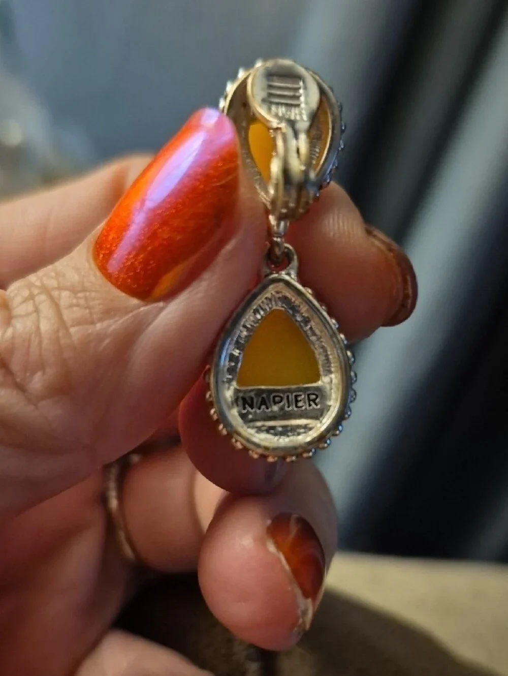 Napier NWH Vintage Yellow Lucite Teardrop Drop Clip On Earrings